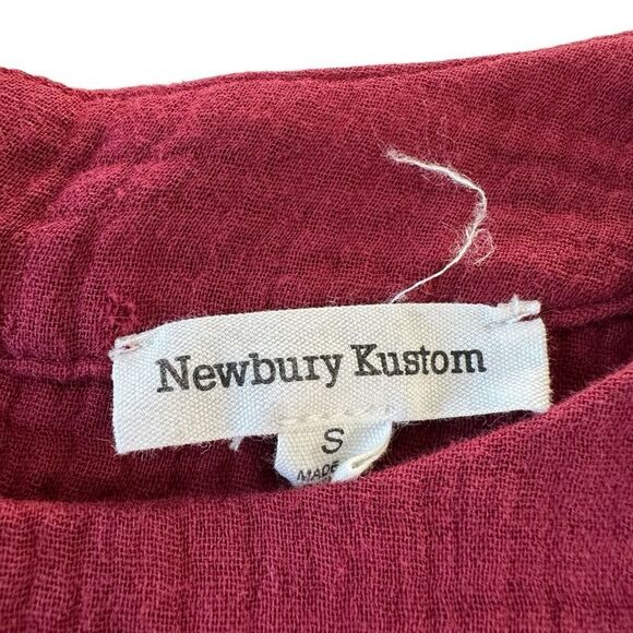 Newbury Kustom Maroon Textured Gauze Tiered Shift Babydoll Mini Dress, Small - Picture 6 of 10